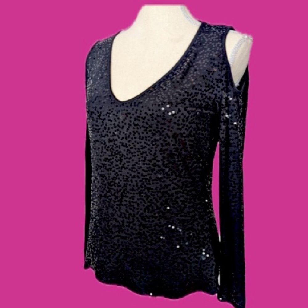 NWT Cache MSRP$128 Black Sequin Cold shoulder top at over 40% off!